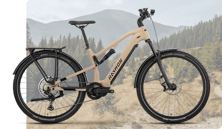 <h2><span style="color: #000000;">Built for the City and Beyond.</span></h2>
<br />Puh, das war ein Tag! Deine 29-Zoll-Reifen rollen ruhig und sicher &uuml;ber den Asphalt. Die 120 mm Federweg schlucken den Bordstein wie der Staubsauger die Kr&uuml;mel heute Morgen. Dein Crossray ist wie du, ein Allrounder. Ob auf dem Weg zur Arbeit oder abseits der Wege, es passt sich an &ndash; robust, sportlich, alltagstauglich.<br /><br />Und am Wochenende? Da ziehst du mit den Kids los und zeigst ihnen, wie man richtig in die Pedale tritt. Aber psst, nicht Mama sagen!